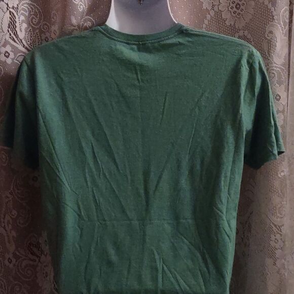 Star Wars Yoda Santa Green Red‎ T-shirt Size L The Season To Be Jolly It Is - Picture 3 of 6
